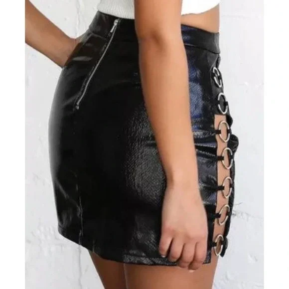 - Tiger Mist, Black embossed faux leather - Picture 6 of 9